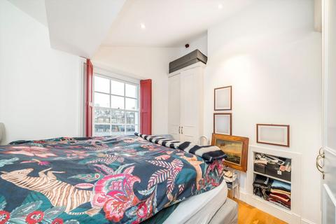 1 bedroom flat for sale, Westbourne Grove, London W11
