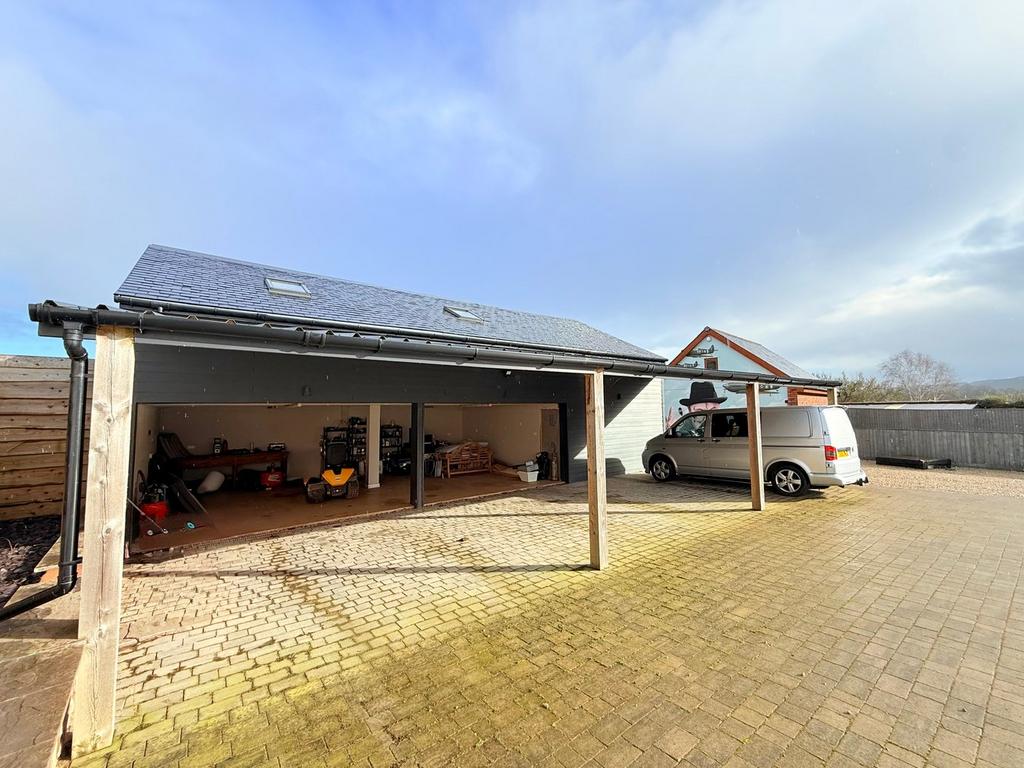 Burts Farm, Carports/workshop and Gym