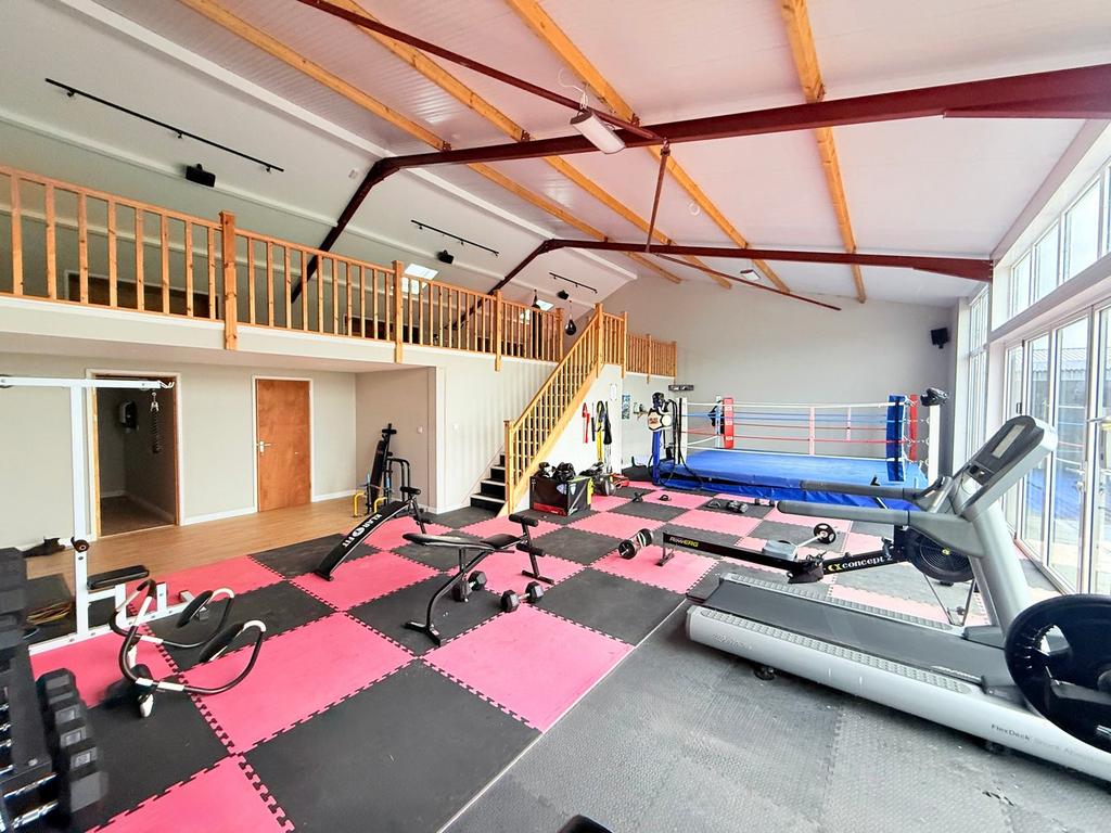 Burts Farm, Carports/workshop and Gym