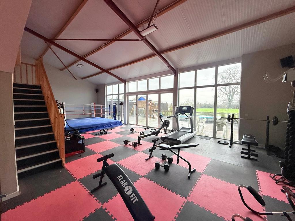 Burts Farm, Carports/workshop and Gym