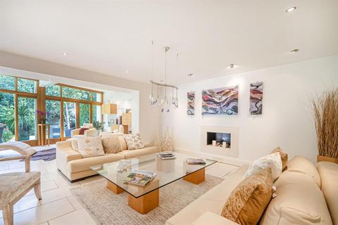 undefined, Bowdon, Altrincham WA14