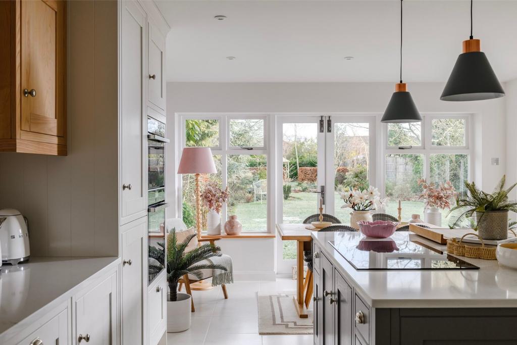 Kitchen Family Room