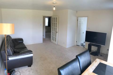 2 bedroom apartment to rent, Kirkland Drive, Enfield