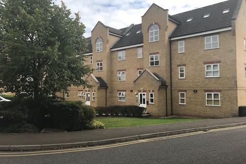 2 bedroom apartment to rent, Kirkland Drive, Enfield