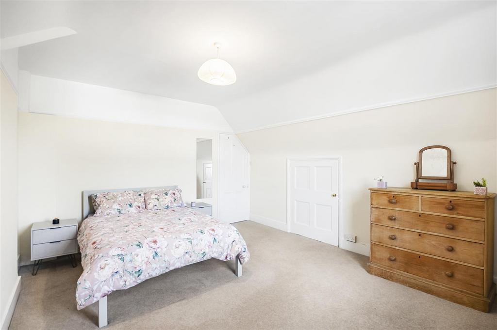 James Anderson - Falt 4  458  Upper Richmond Road 