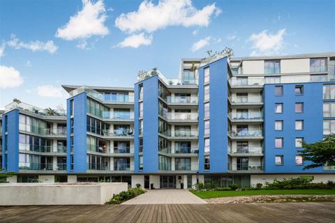 1 bedroom flat for sale, Eastfields Avenue, London SW18