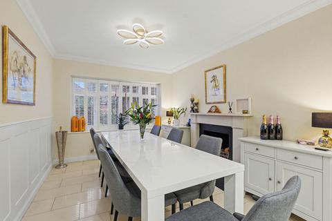 5 bedroom detached house for sale, Pattens Close, Chatham ME4