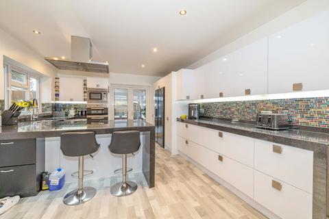 4 bedroom semi-detached house for sale, Birling Road, Ashford, Kent, TN24