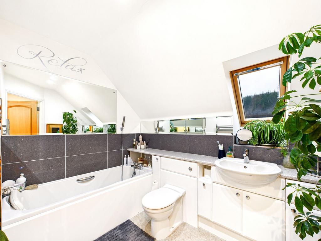 Family bathroom