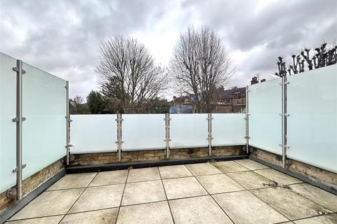 2 bedroom flat to rent, Horn Lane, Acton, W3