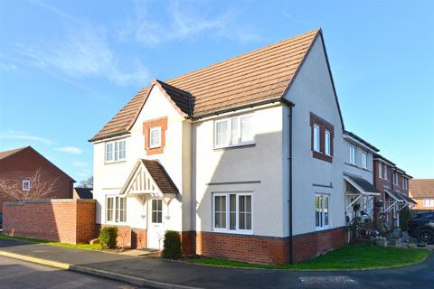 Nuthatch Close, Darwins Walk, Shrewsbury