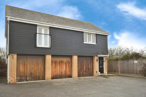 2 bedroom apartment to rent, Zeus Road Southend-On-Sea SS2