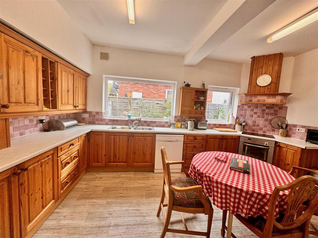 Breakfast kitchen