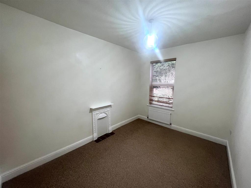2nd bedroom again.jpg