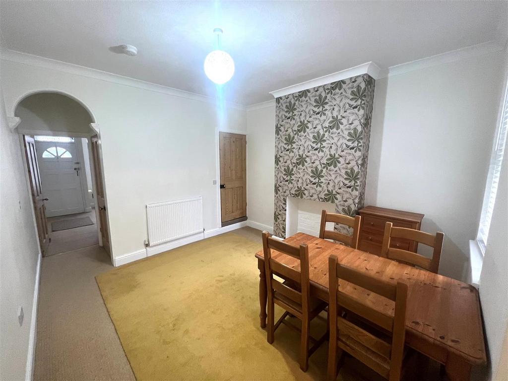 Dining room 222.jpg