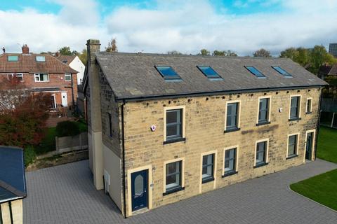 undefined, Henconner Court, Bramley, LS13