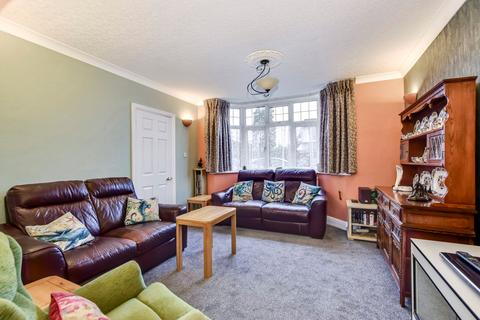 4 bedroom detached house for sale, Langley Road, Abbots Langley, WD5