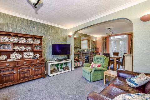 4 bedroom detached house for sale, Langley Road, Abbots Langley, WD5