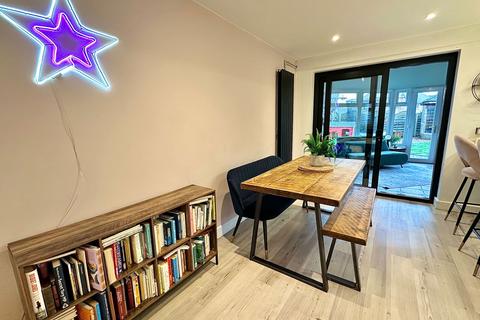 undefined, Northampton NN2