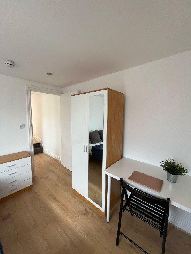 Mora-road-nw2-6sl-1039727