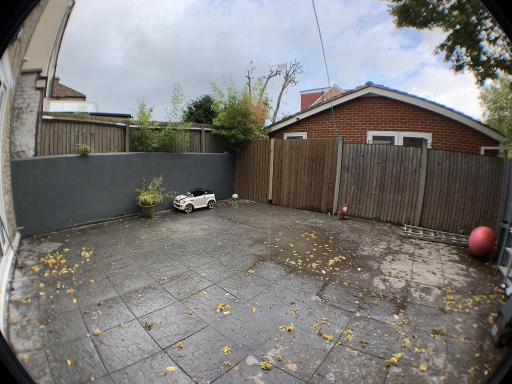 Barlow-road-w3-9lj-1039920