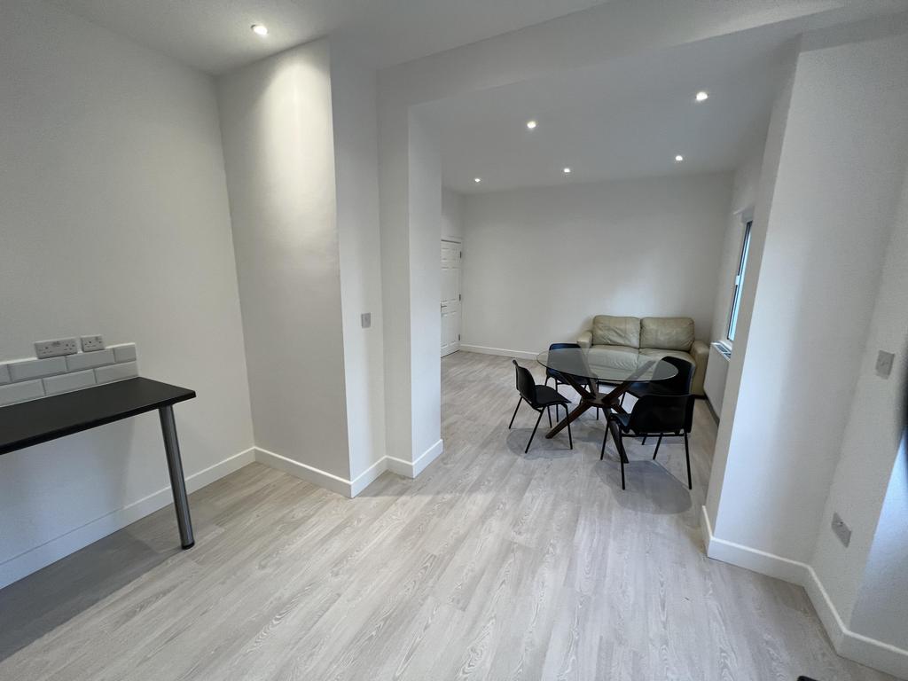 Wrights-place-nw10-0px-1039954