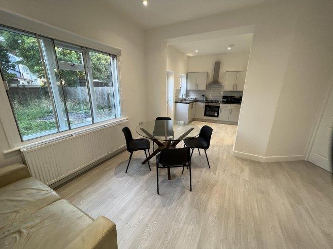 Wrights-place-nw10-0px-1039950
