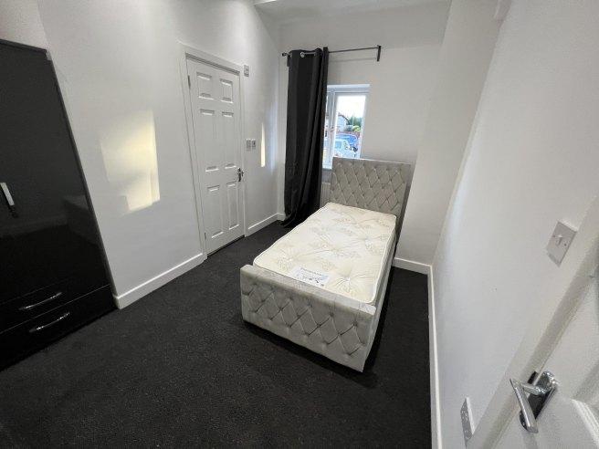Wrights-place-nw10-0px-1039971