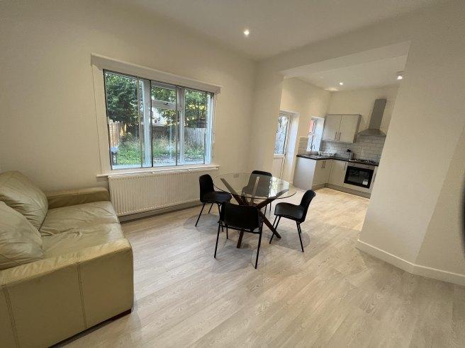 Wrights-place-nw10-0px-1039948
