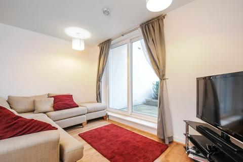 2 bedroom flat to rent, Point Pleasant, Wandsworth, London, SW18
