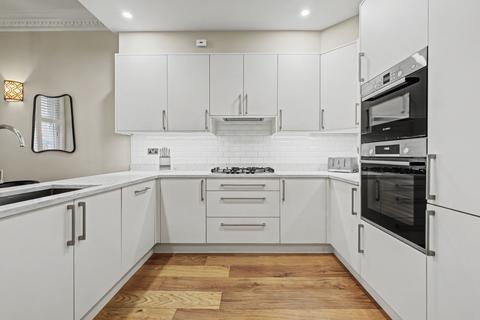 2 bedroom apartment to rent, Park Street, Mayfair, London W1K