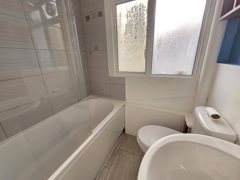 Bedroom 10