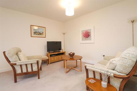 1 bedroom apartment for sale, Redfields Lane, Fleet GU52