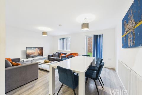 4 bedroom semi-detached house for sale, Kempster Way, Aylesbury HP22