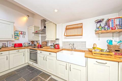 3 bedroom house to rent, Lower Mortlake Road, Richmond TW9