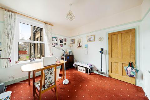undefined, Weston super Mare*Substantial Period Property*4 Bedrooms*Two Garages*Close to Train Station*