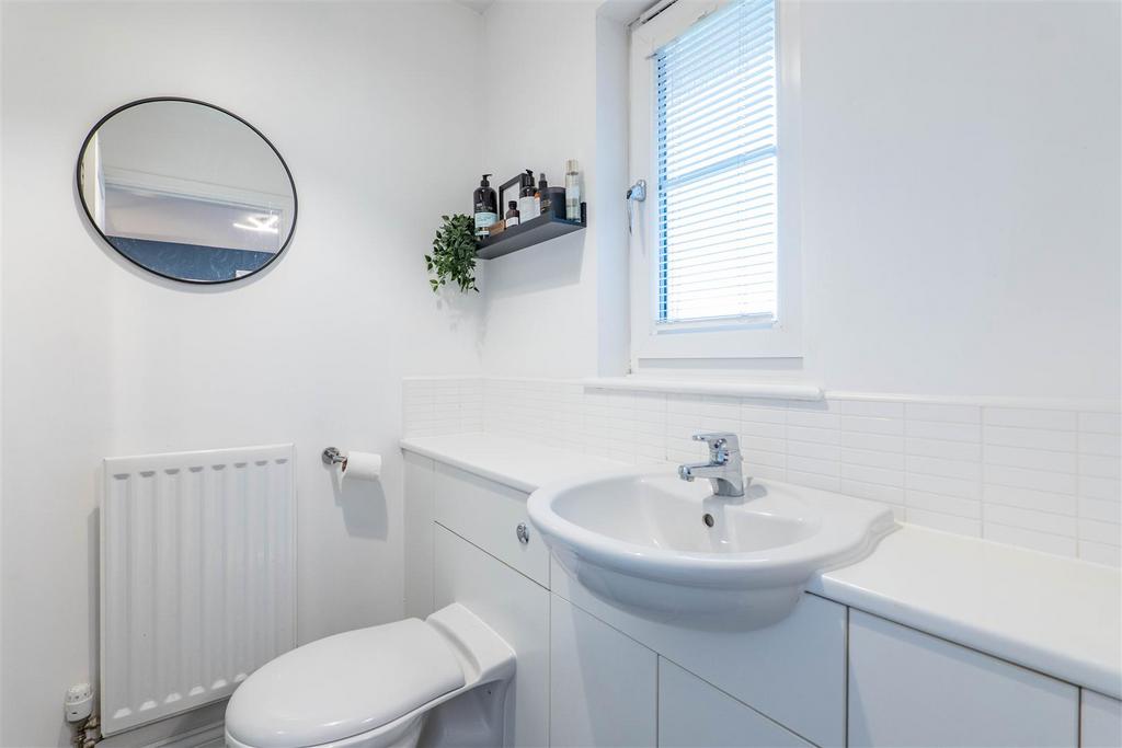 Master Bedroom Ensuite