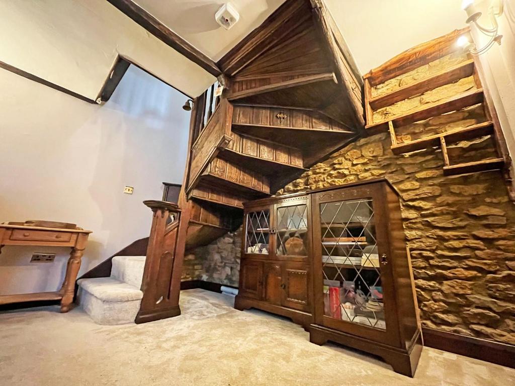 Stairs.jpg