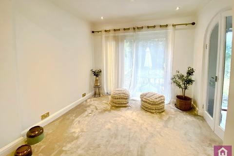 undefined, Brooklawn Drive, Manchester, Greater Manchester, M20