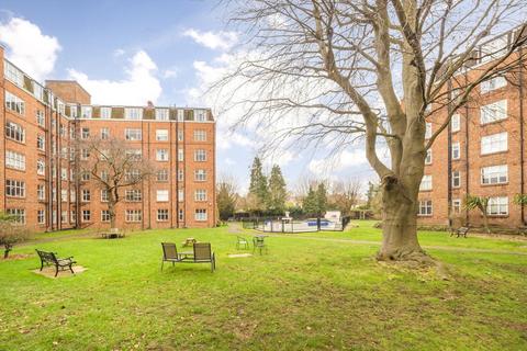 2 bedroom flat for sale, Sutton Lane North, London W4
