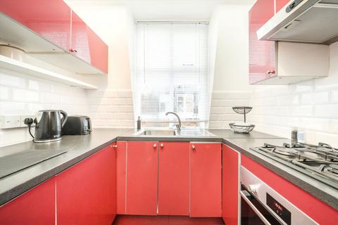 2 bedroom flat for sale, Sutton Lane North, London W4