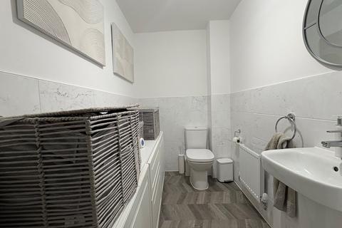 undefined, Vendeen Grove, whitehouse, milton keynes , MK8
