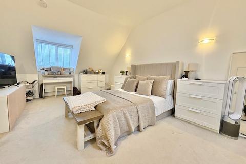undefined, Vendeen Grove, Whitehouse, MK8