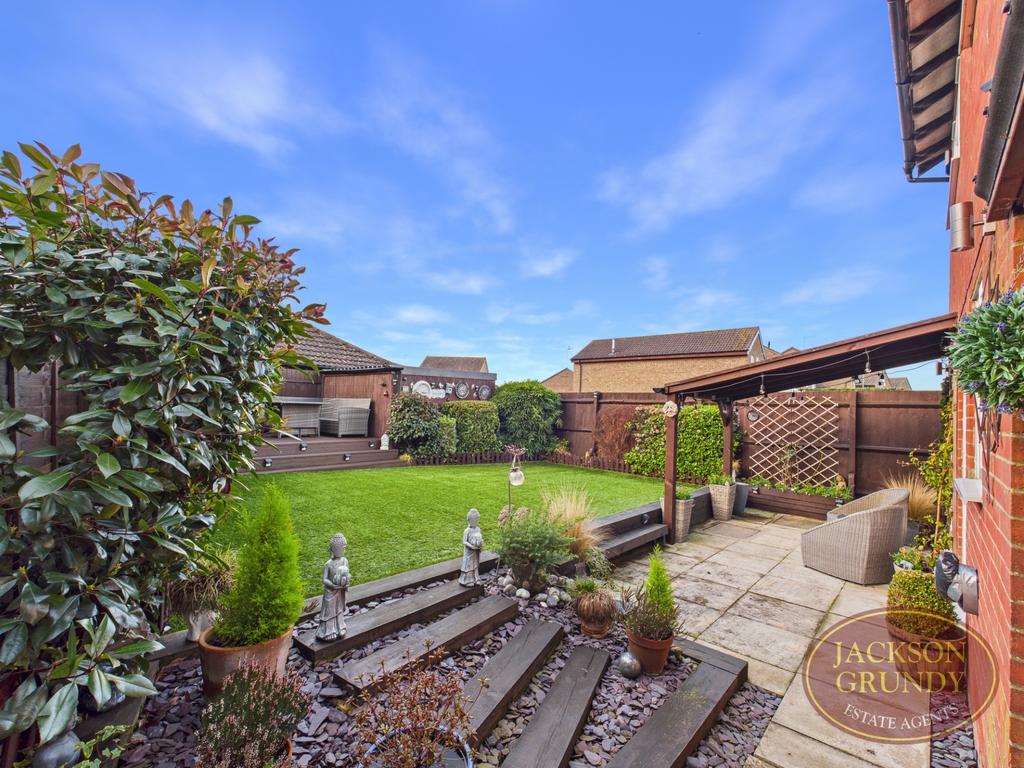 Bollinger Close