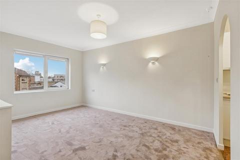 undefined, Fishers Lane, London, W4