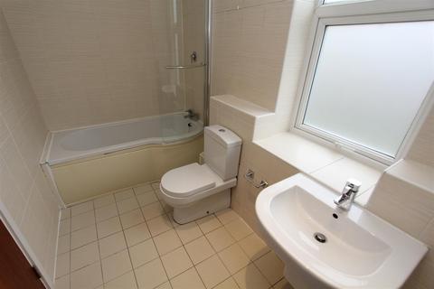 undefined, Ring Road, Moortown