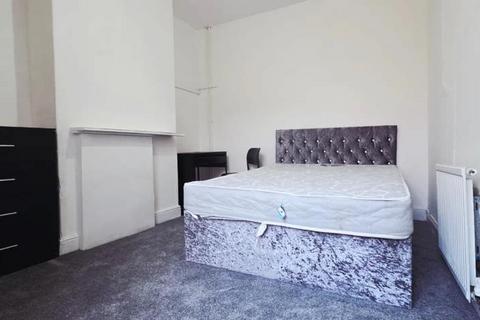 undefined, Norwood Place, Hyde Park