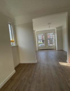undefined, Goldsmith Road, London, N11