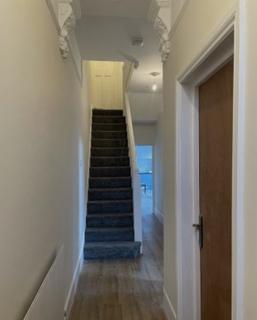 undefined, Goldsmith Road, London, N11