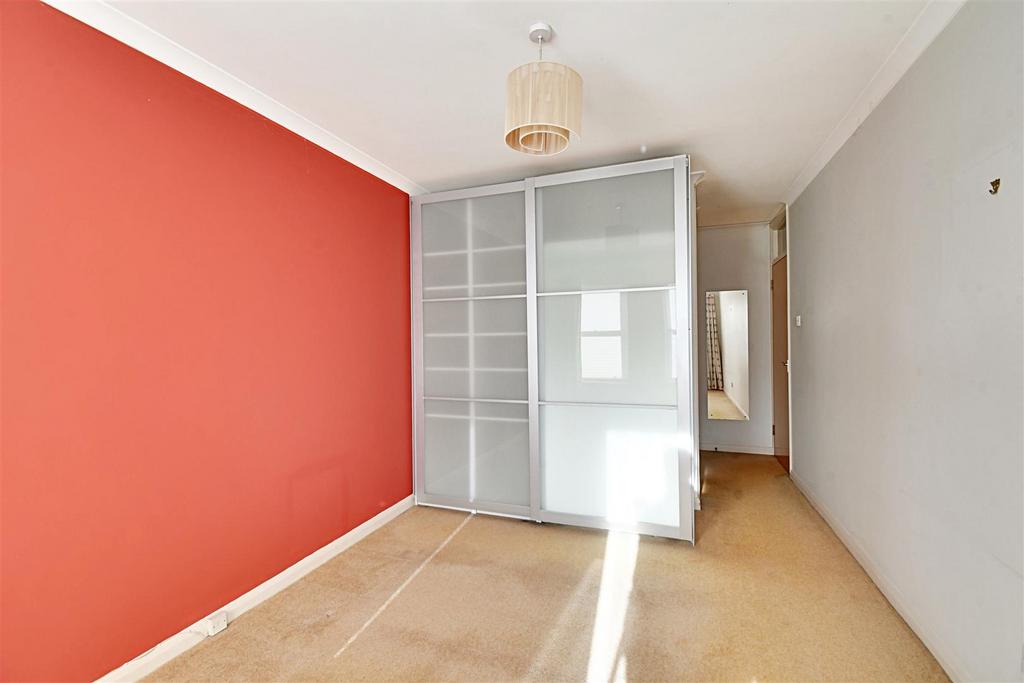 Bedroom 1 2.jpg